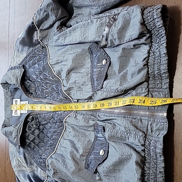 90s Active Frontier Windbreaker Jacket Silver/metallic Color Women's Med… - Picture 9 of 15